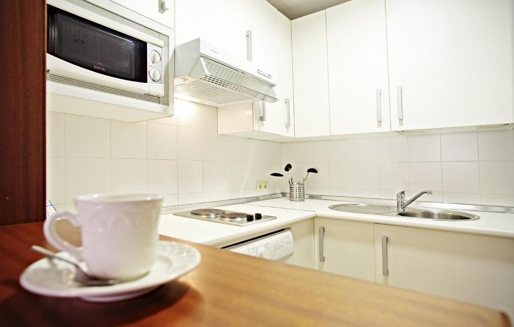 Apartamentos Vértice Bib Rambla Sevilla Habitación foto