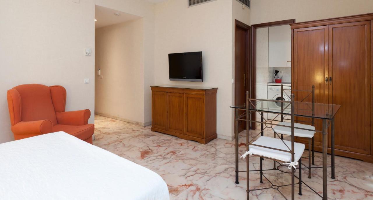 Apartamentos Vértice Bib Rambla Sevilla Exterior foto