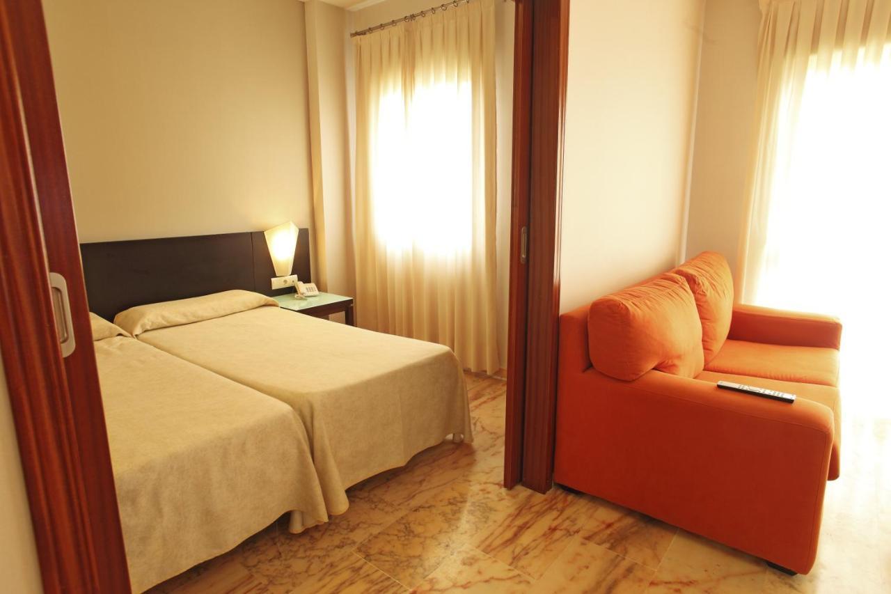 Apartamentos Vértice Bib Rambla Sevilla Habitación foto
